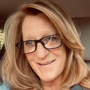 Meet your Posher, Joy